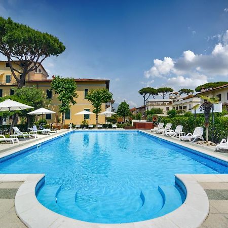 Hotel Apuana Marina di Pietrasanta Dış mekan fotoğraf