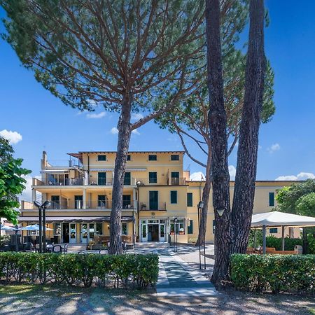 Hotel Apuana Marina di Pietrasanta Dış mekan fotoğraf