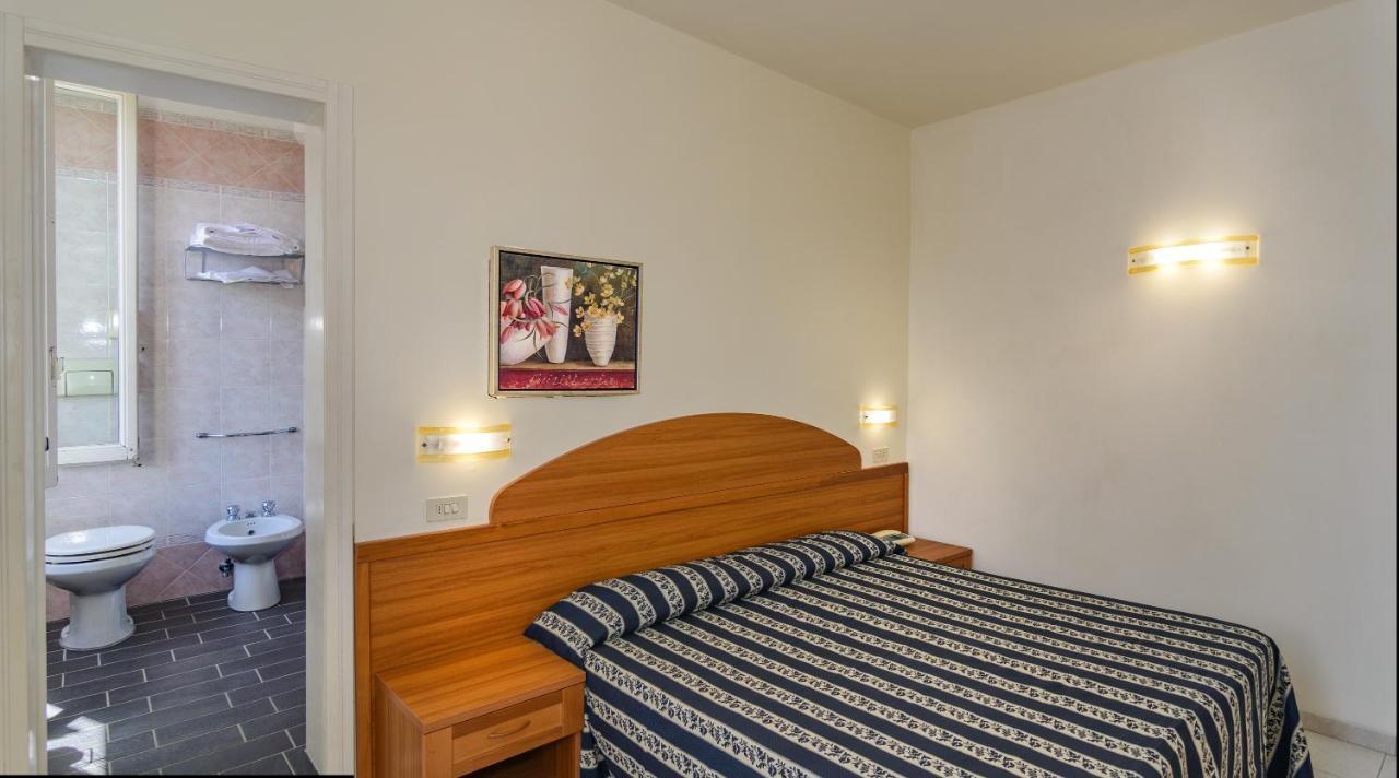 Hotel Apuana Marina di Pietrasanta Dış mekan fotoğraf