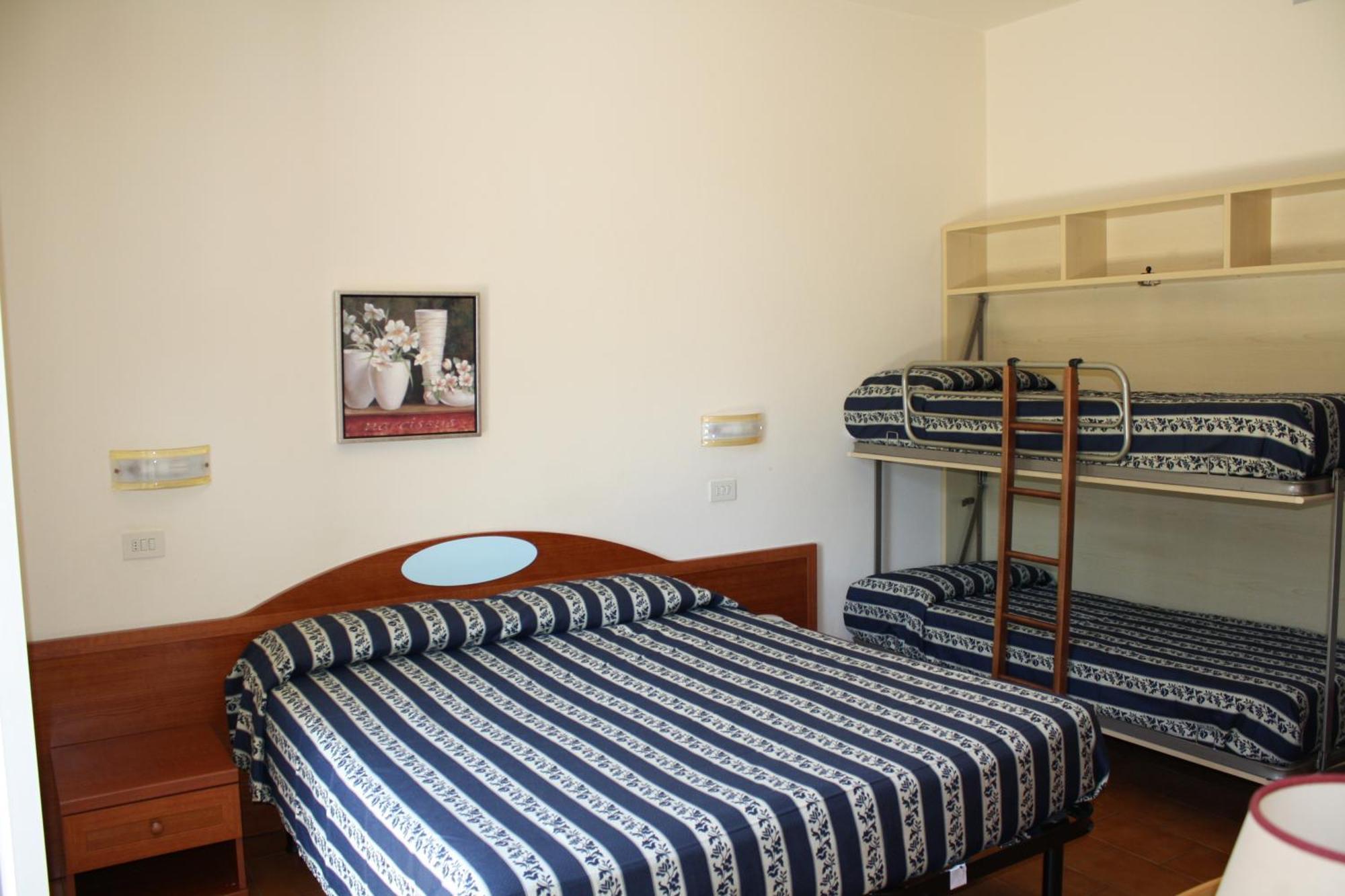 Hotel Apuana Marina di Pietrasanta Oda fotoğraf