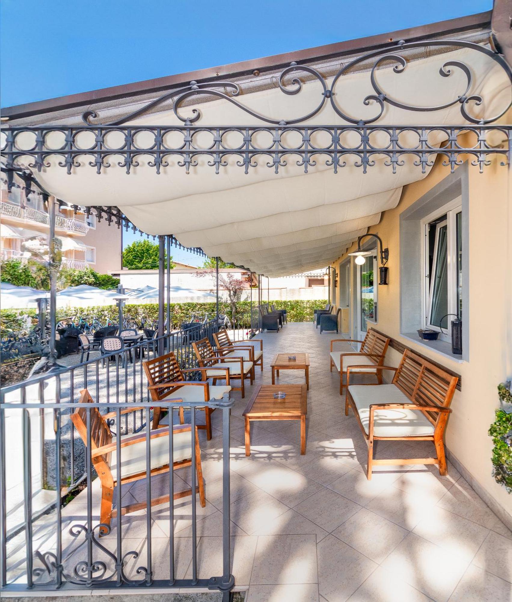 Hotel Apuana Marina di Pietrasanta Dış mekan fotoğraf