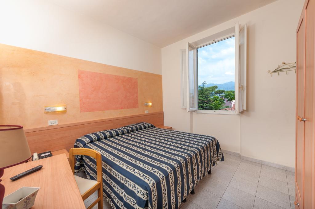 Hotel Apuana Marina di Pietrasanta Dış mekan fotoğraf